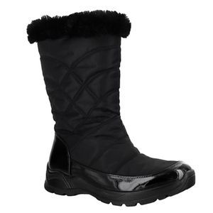 Easy Dry by Easy Street Waterproof Weather Boots (size 7)